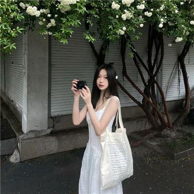女人河
